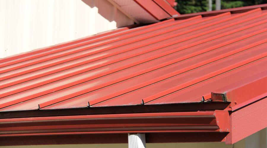 Professional gutter cleaning services in Poole, KY